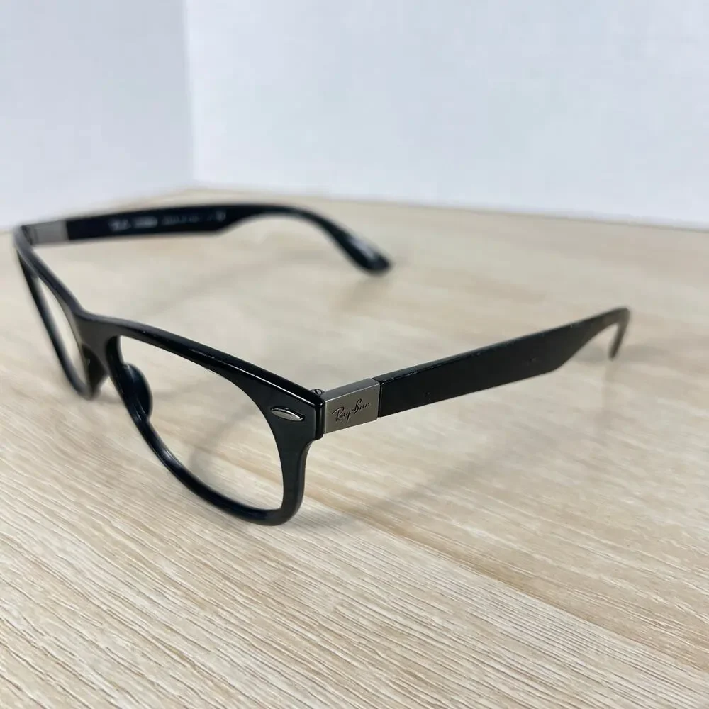 Ray-Ban RB7032 5206 LiteForce Sunglasses Black DAMAGED 55-17-150 Italy